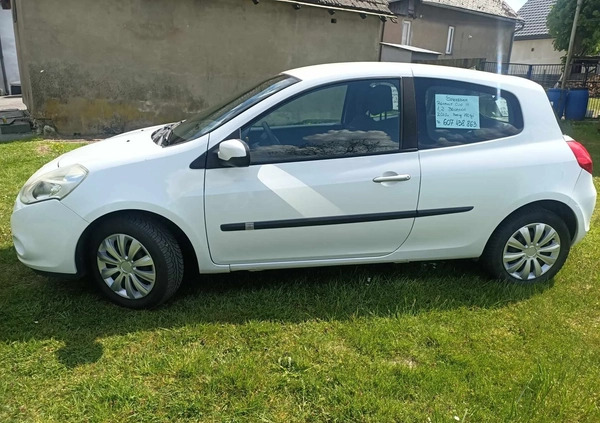 Renault Clio cena 10500 przebieg: 194300, rok produkcji 2010 z Hajnówka małe 37